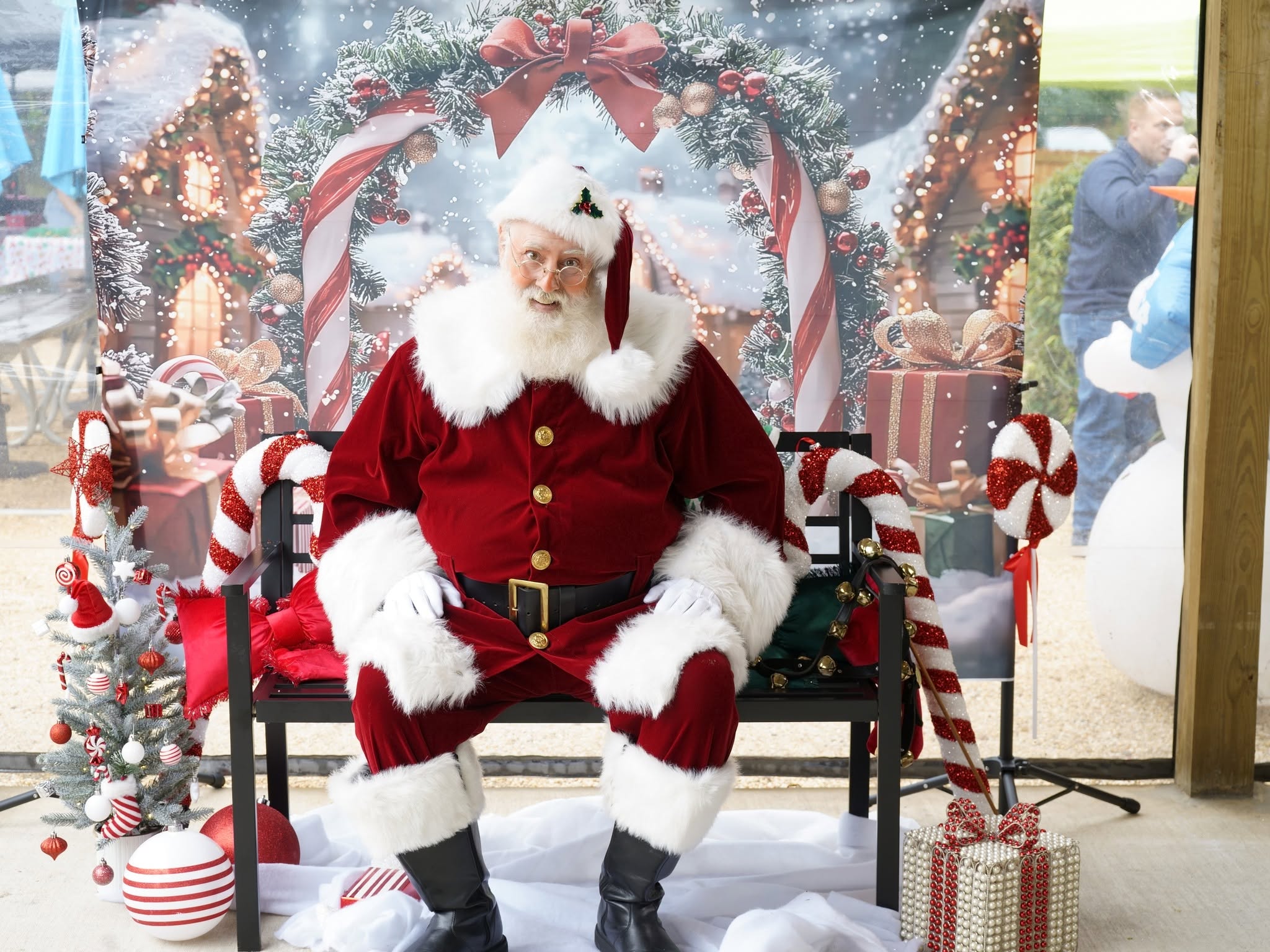 Pictures With Santa gallery cover
