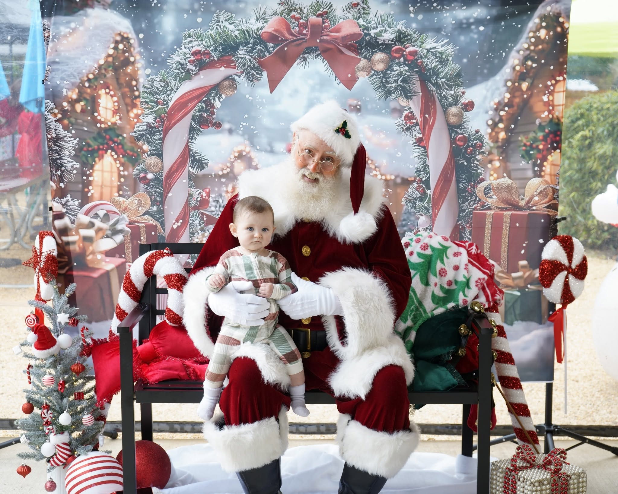 Pictures With Santa photo 7