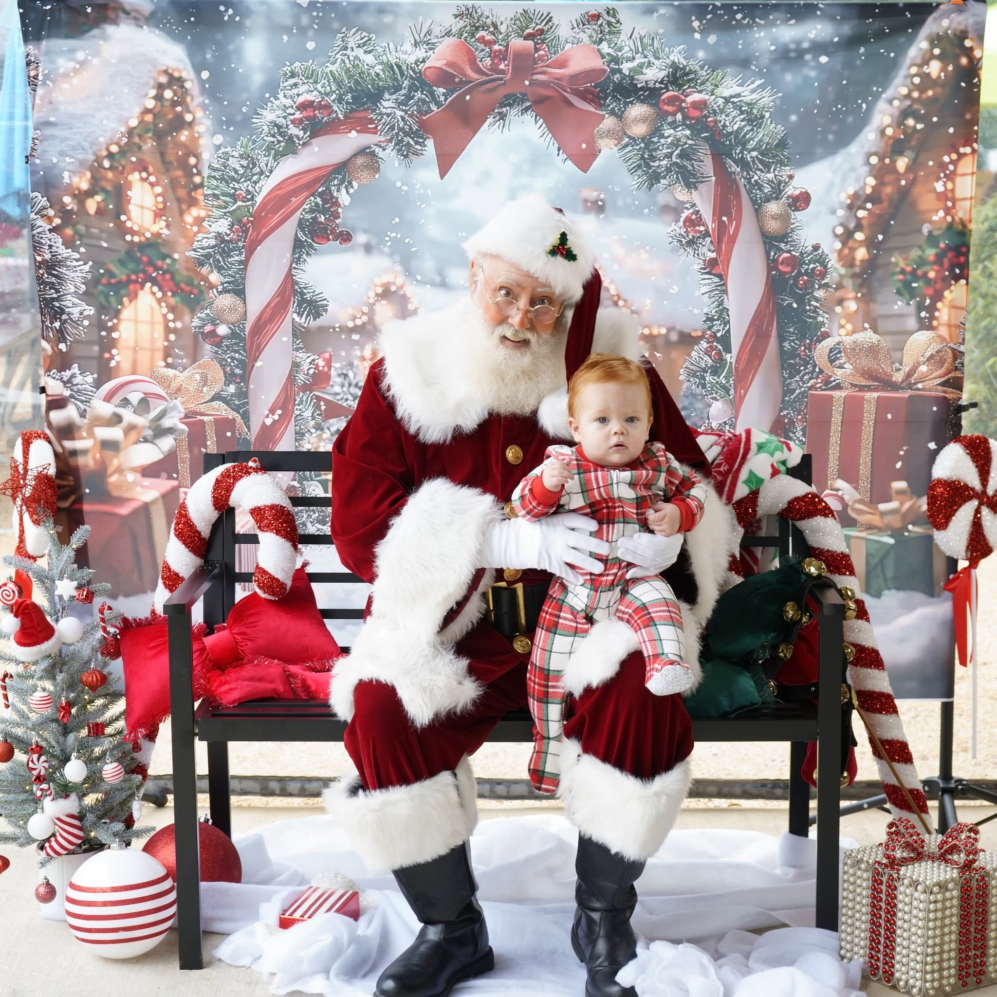 Pictures With Santa photo 9